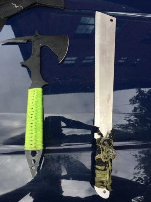 Machete_and_Ax_21233402.jpg